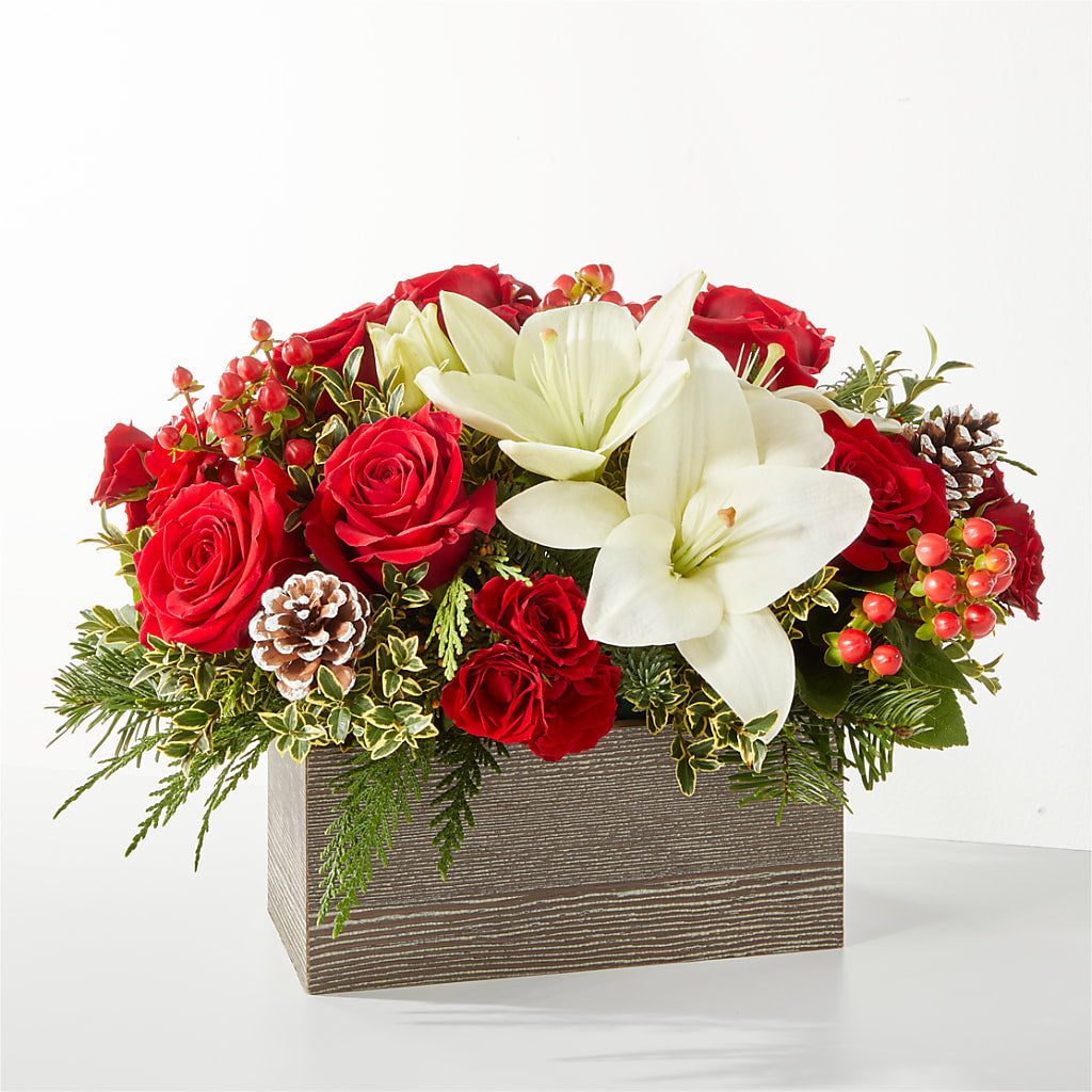 Snowy Wonderland Bouquet – Twigs N Blooms, Gaylord MI