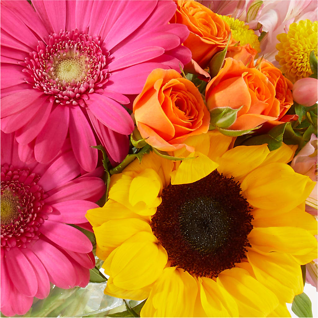 Florist Original Mixed Bouquet – Twigs N Blooms, Gaylord MI