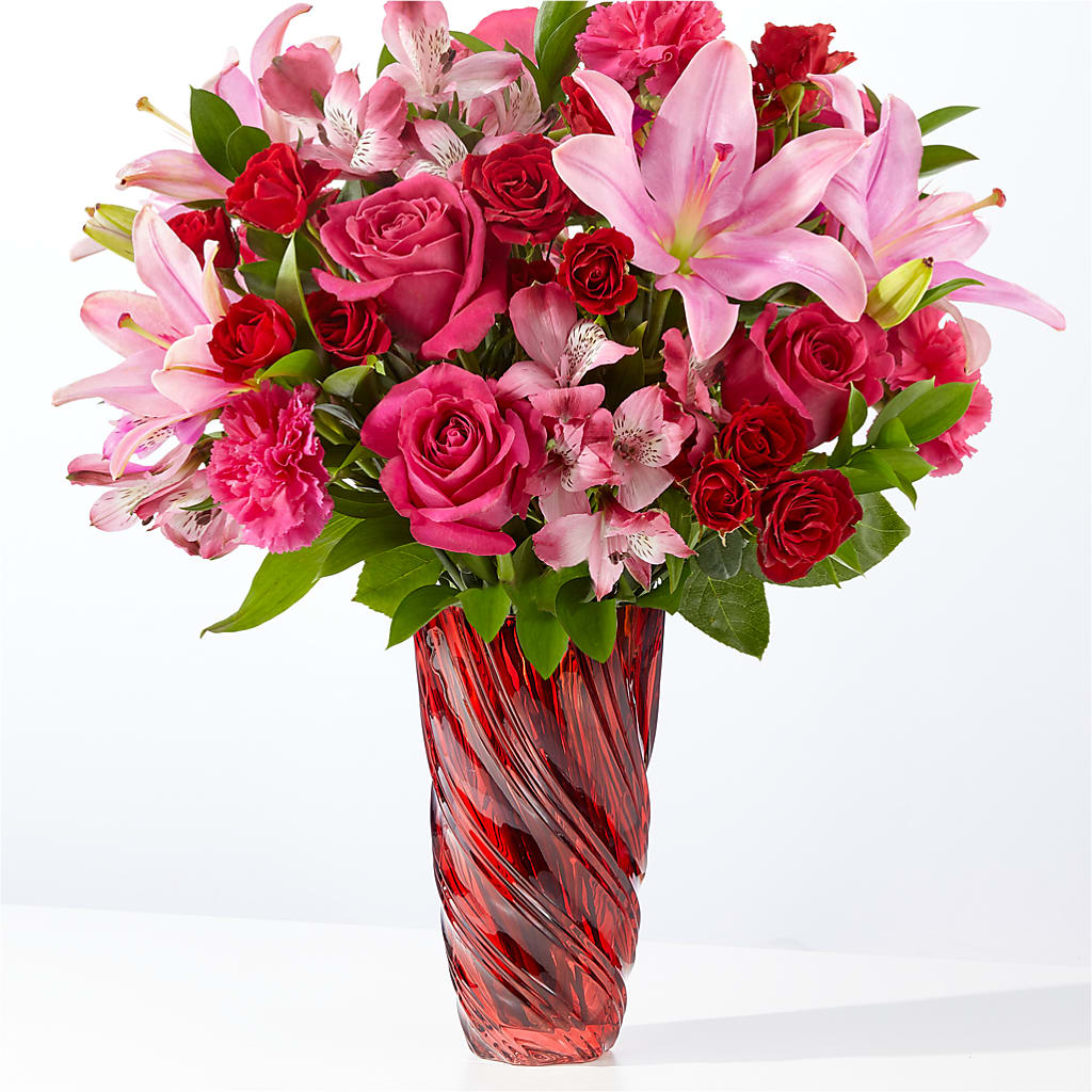 In Love Bouquet with Luxe Swirl Vase – Twigs N Blooms, Gaylord MI