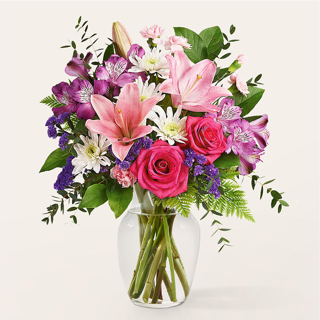 Lace & Pearls Bouquet – Twigs N Blooms, Gaylord MI