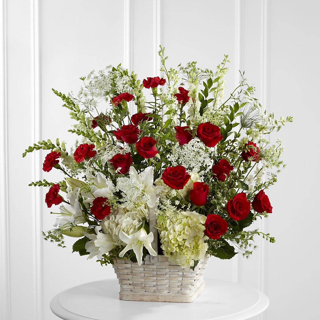 In Loving Memory Arrangement – Twigs N Blooms, Gaylord MI