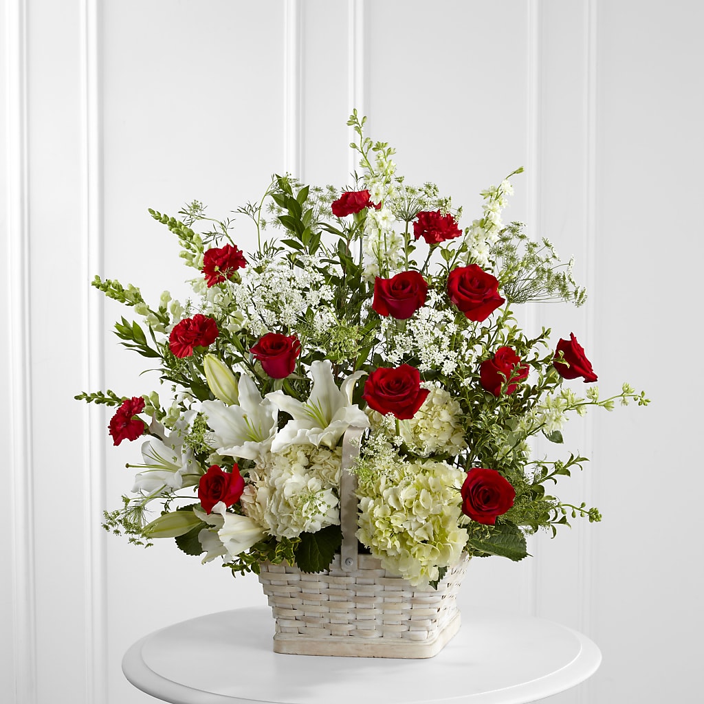 In Loving Memory Arrangement – Twigs N Blooms, Gaylord MI