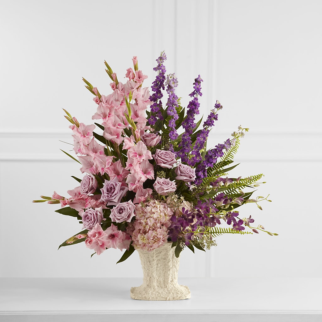 Flowing Garden Arrangement – Twigs N Blooms, Gaylord MI