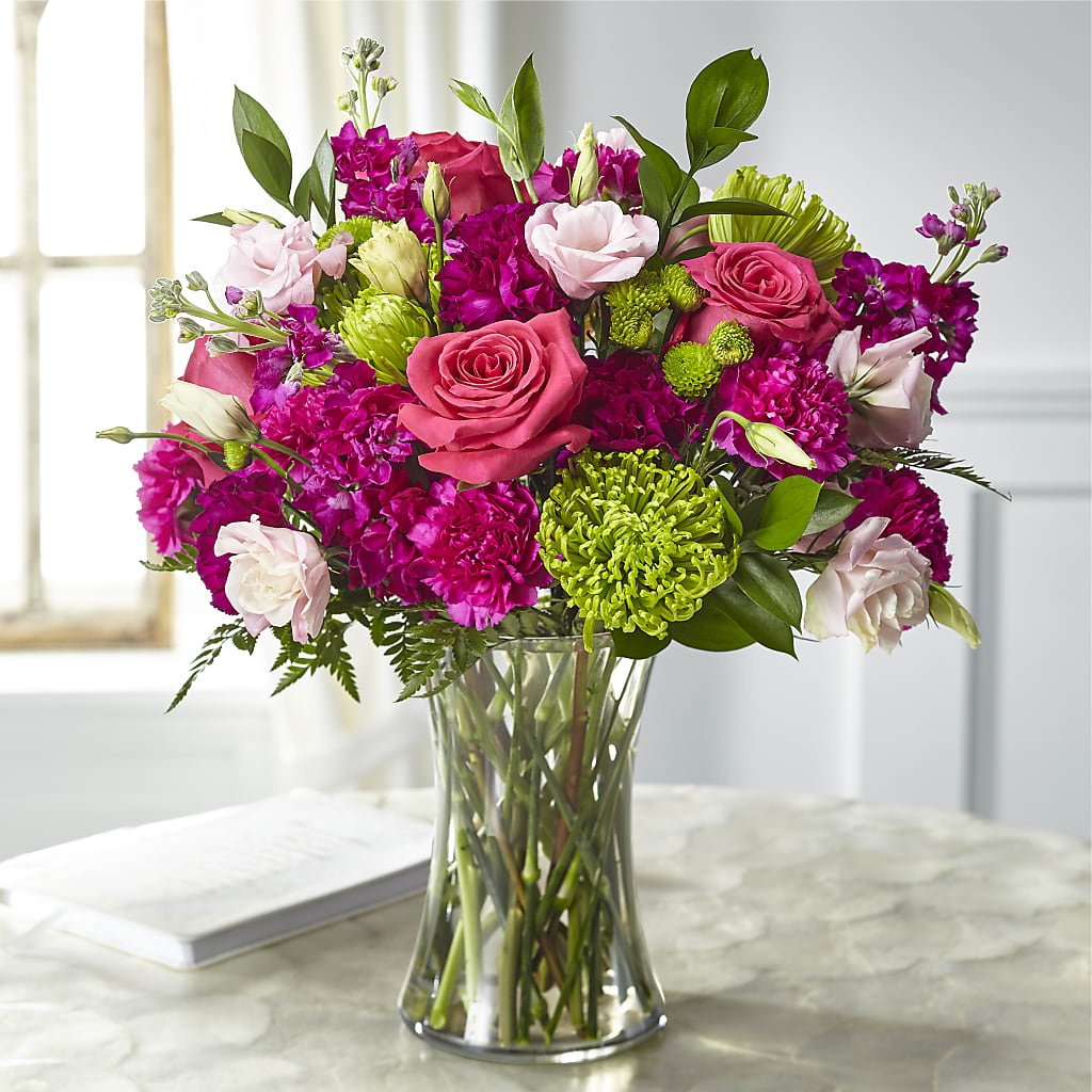 Everlasting Embrace Bouquet – Twigs N Blooms, Gaylord MI