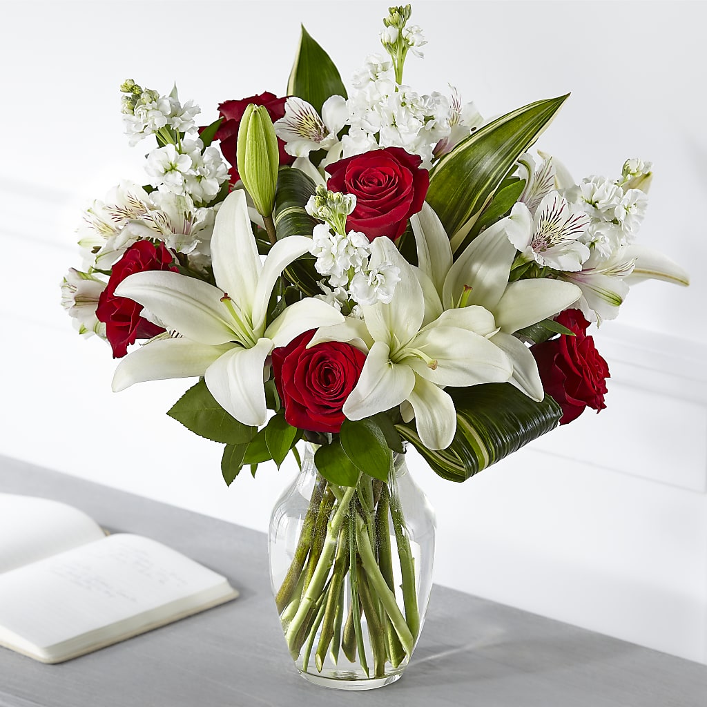Loving Respect Bouquet – Twigs N Blooms, Gaylord MI