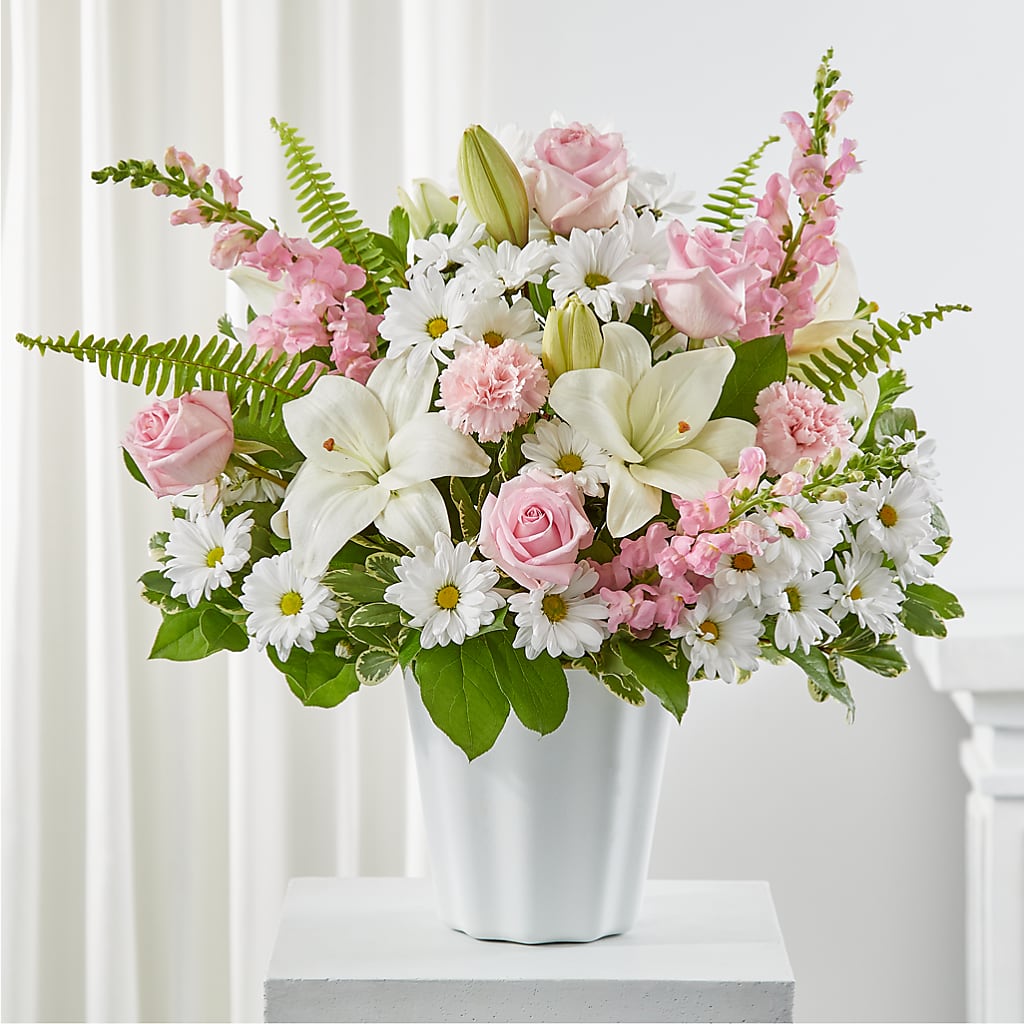 Soft Touch Tabletop Basket – Twigs N Blooms, Gaylord MI