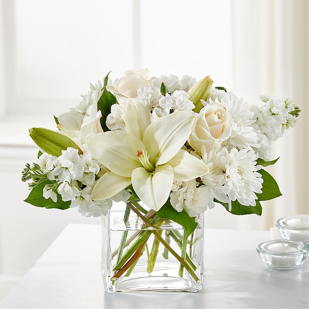 Gentle Breeze Bouquet – Twigs N Blooms, Gaylord MI