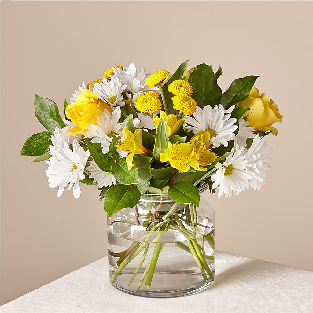 Sunny Sentiments Bouquet – Twigs N Blooms, Gaylord MI