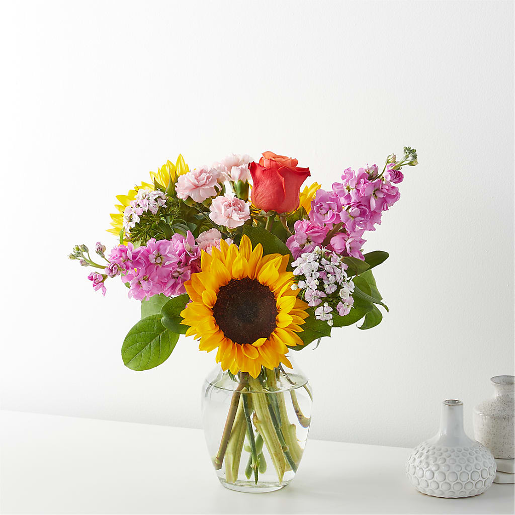 Yellow Brick Road Bouquet – Twigs N Blooms, Gaylord MI