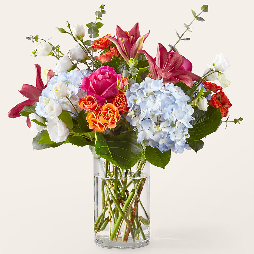 Awestruck Luxury Bouquet – Twigs N Blooms, Gaylord MI