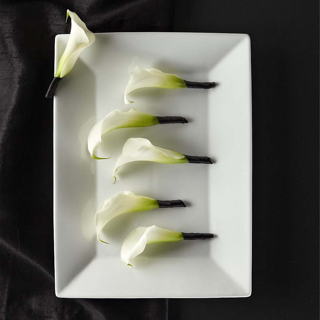 Calla Lily Promise Boutonniere – Twigs N Blooms, Gaylord MI