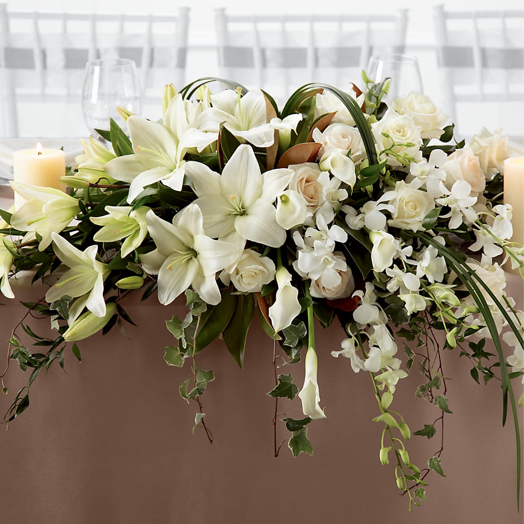 White Linen Arrangement – Twigs N Blooms, Gaylord MI