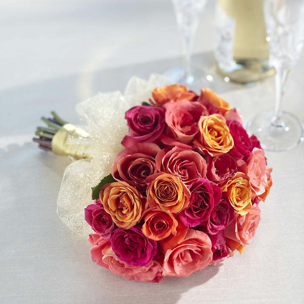 Sweet Roses Bouquet – Twigs N Blooms, Gaylord MI