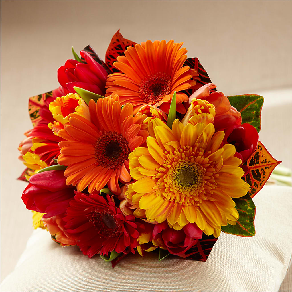 Sunglow Bouquet – Twigs N Blooms, Gaylord MI