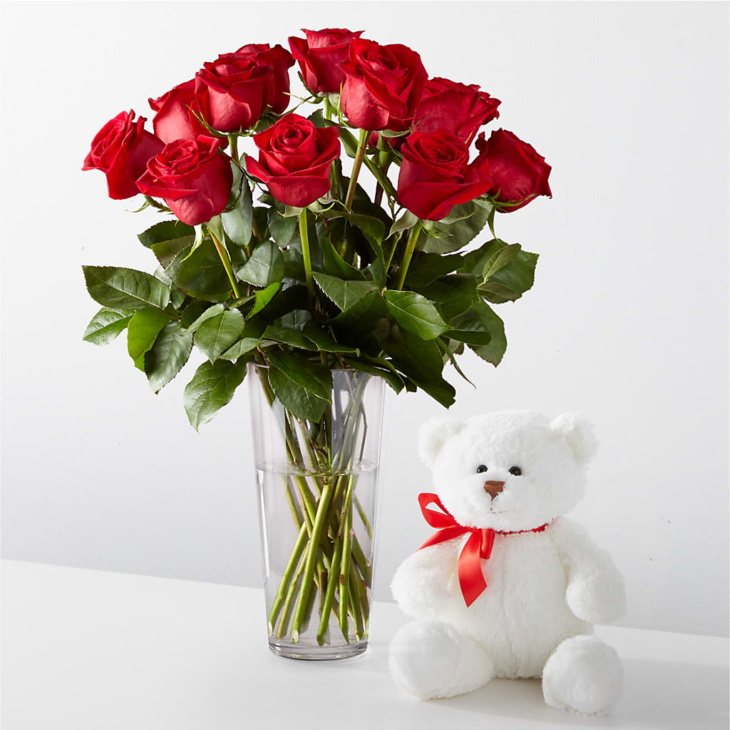 Romantic Long Stem Red Rose Bouquet Bundles –  Twigs N Blooms, Gaylord MI