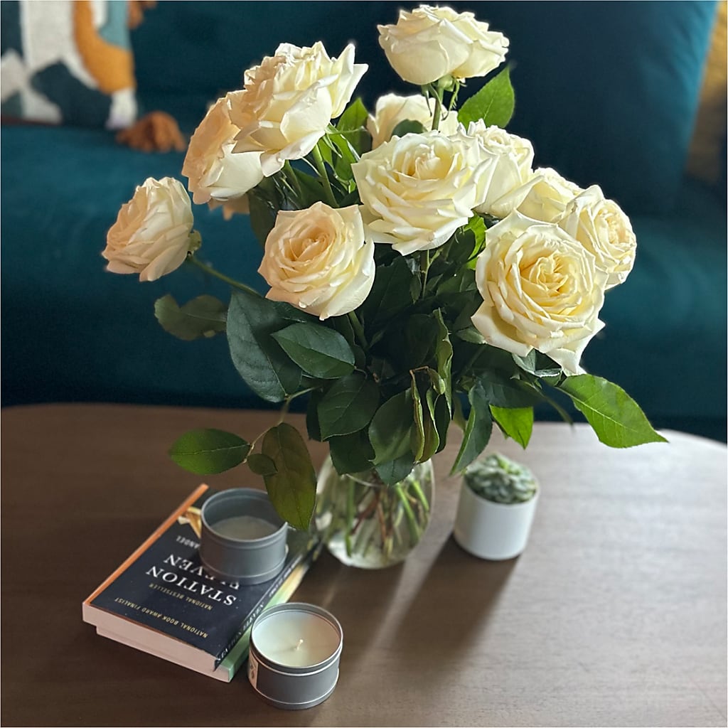 Long Stem Yellow Rose Bouquet –  Twigs N Blooms, Gaylord MI