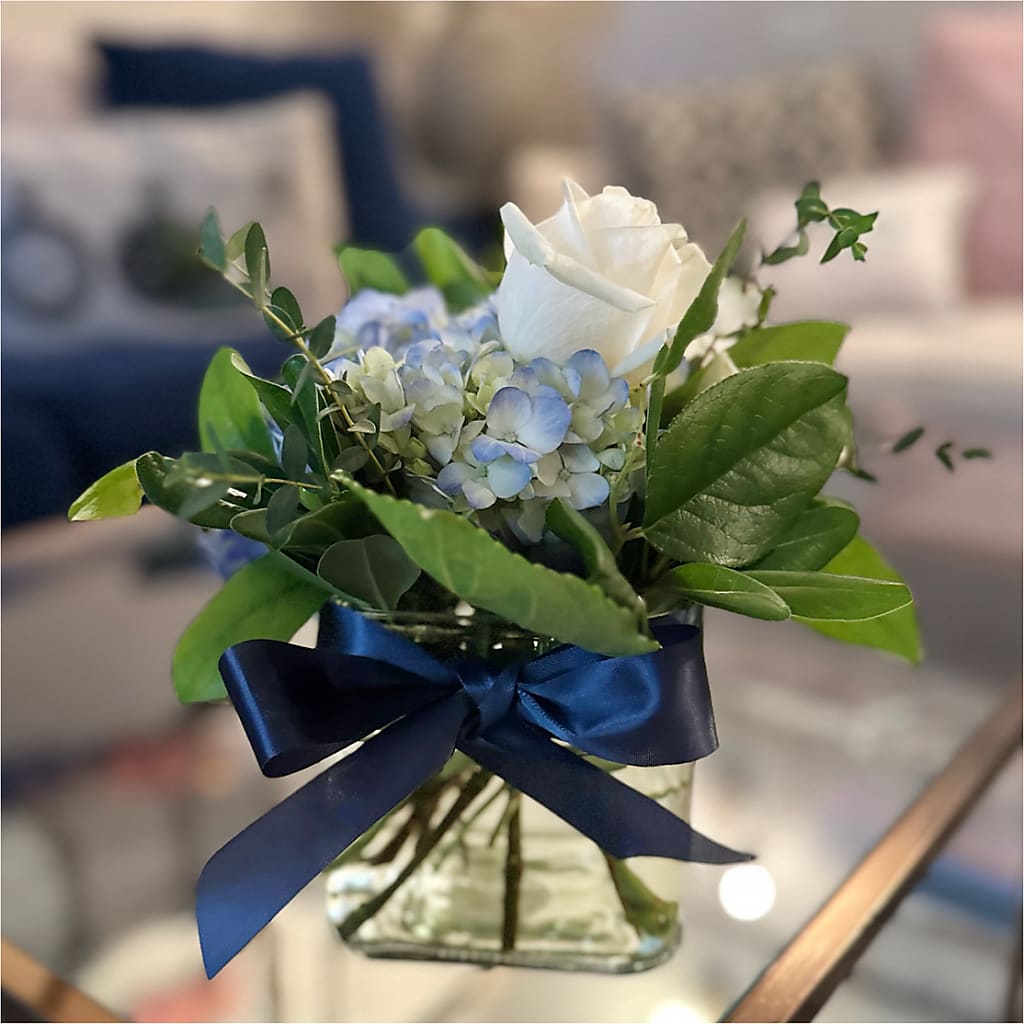 Sky Blue Delight Bouquet –  Twigs N Blooms, Gaylord MI