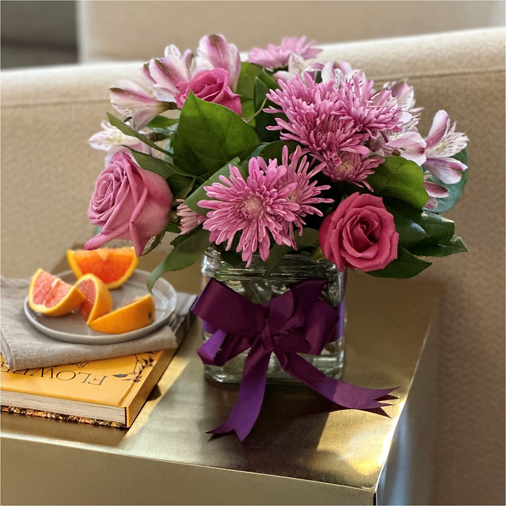 Sugarplum Bouquet –  Twigs N Blooms, Gaylord MI