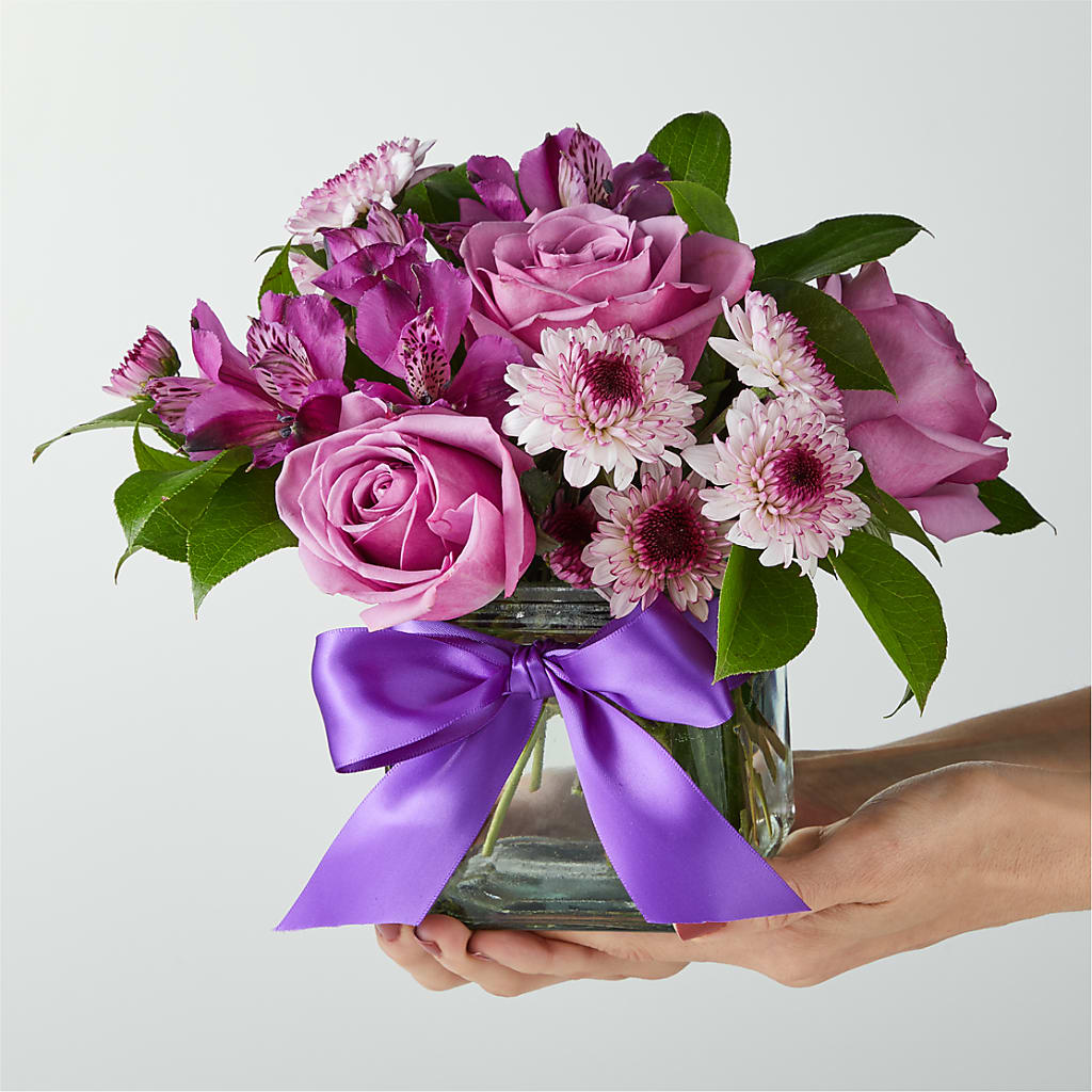 Sugarplum Bouquet –  Twigs N Blooms, Gaylord MI