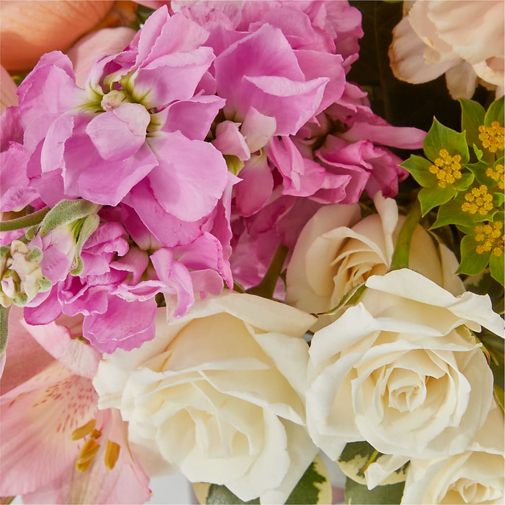 Paradise Bouquet –  Twigs N Blooms, Gaylord MI