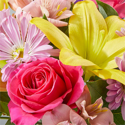 Sprinkles Bouquet –  Twigs N Blooms, Gaylord MI