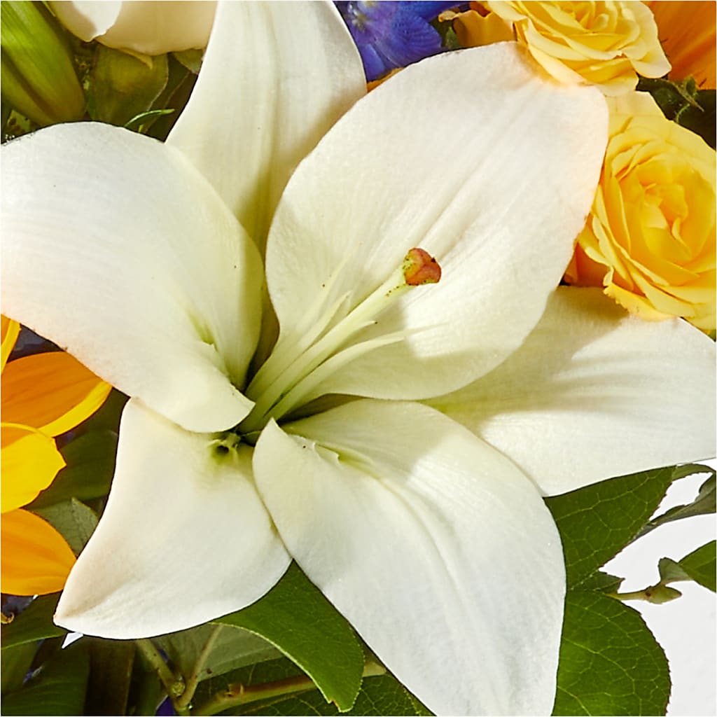 Wonderfully Sunny Bouquet –  Twigs N Blooms, Gaylord MI