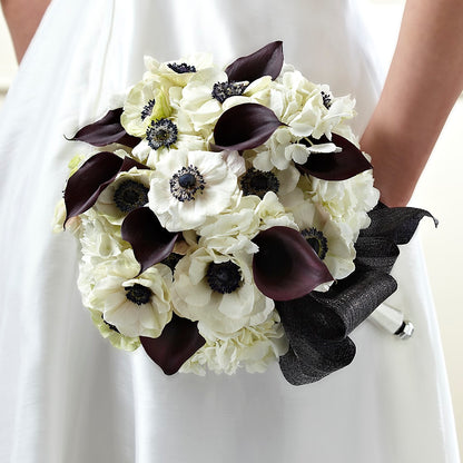 To Have and To Hold Bouquet –  Twigs N Blooms, Gaylord MI
